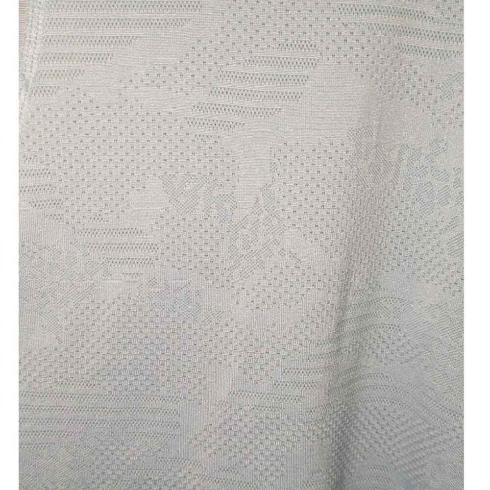 Nike Women's Med DRI-FIT Perforated Floral Pattern Mesh Racerback Athletic Tank - Picture 3 of 6